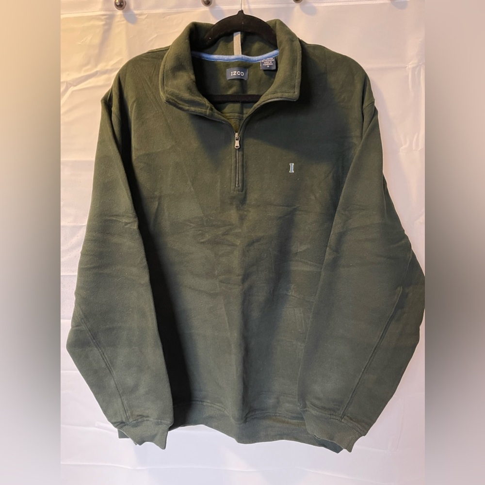 IZOD Men’s Sweatshirt Size Medium